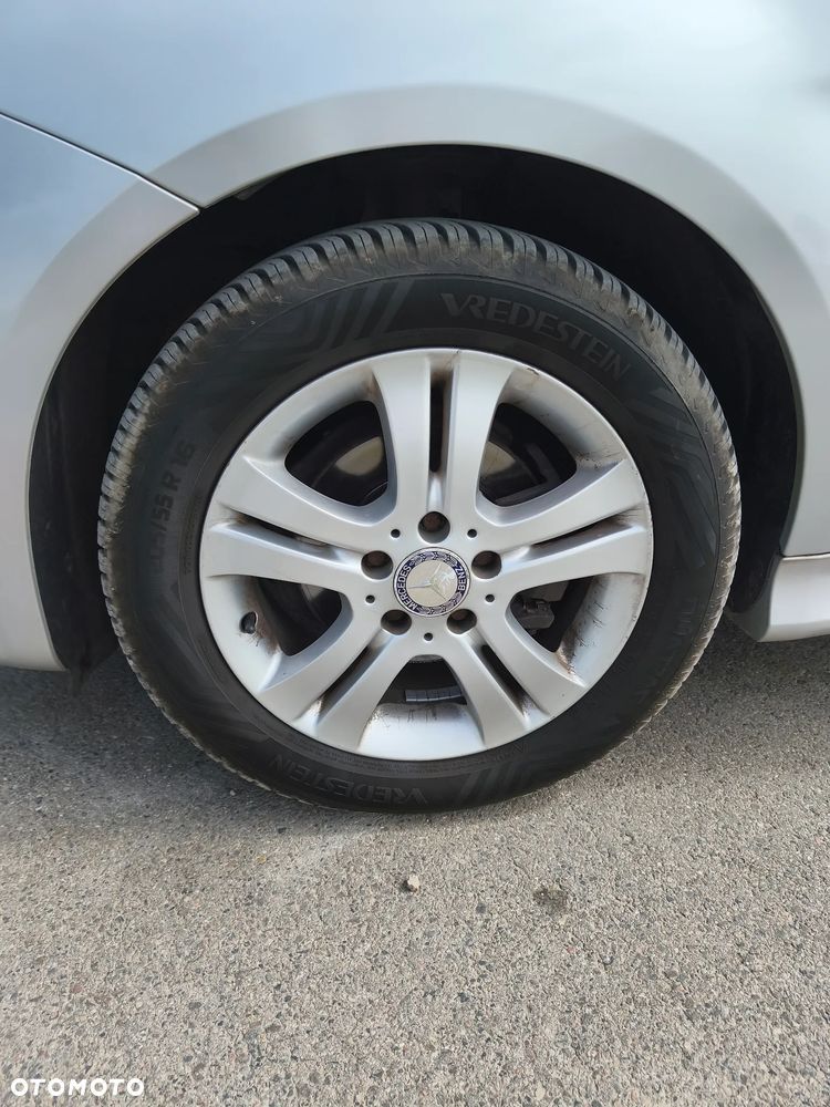 Mercedes-Benz Klasa B 160 BlueEFFICIENCY SPORT EDITION - 8