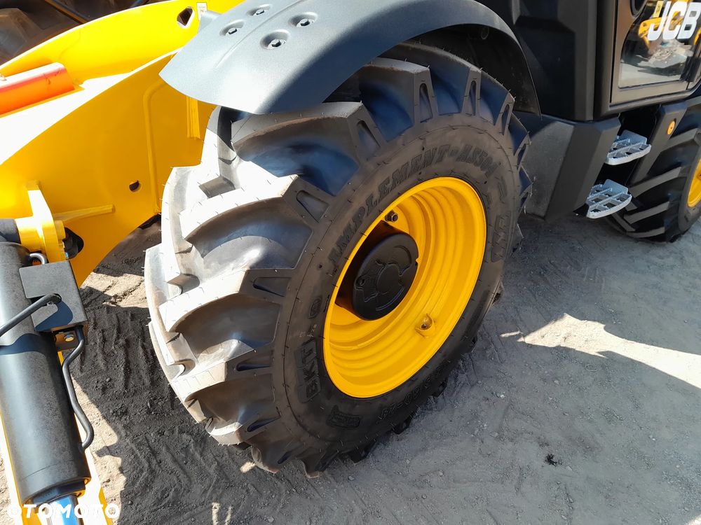 JCB 535-125 HI VIZ - 17