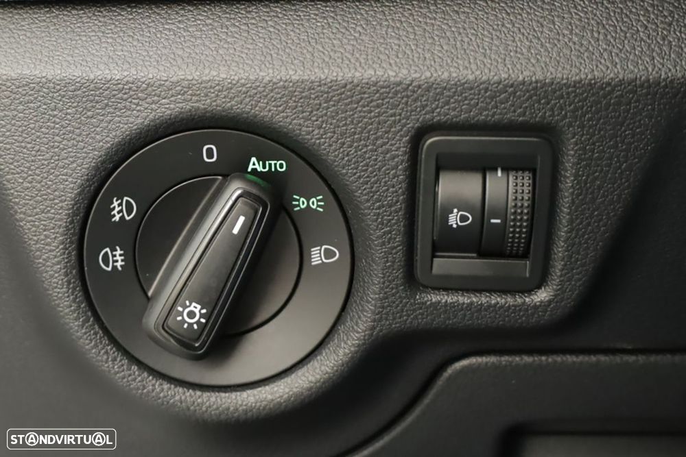 Skoda Kamiq 1.0 TSI DSG - 18