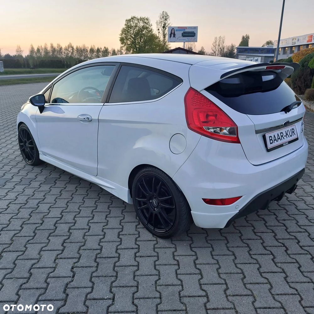 Ford Fiesta 1.4 Sport - 8