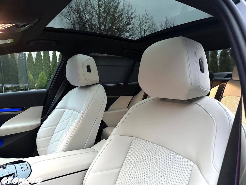 BMW Seria 5 520d xDrive mHEV M Sport - 3