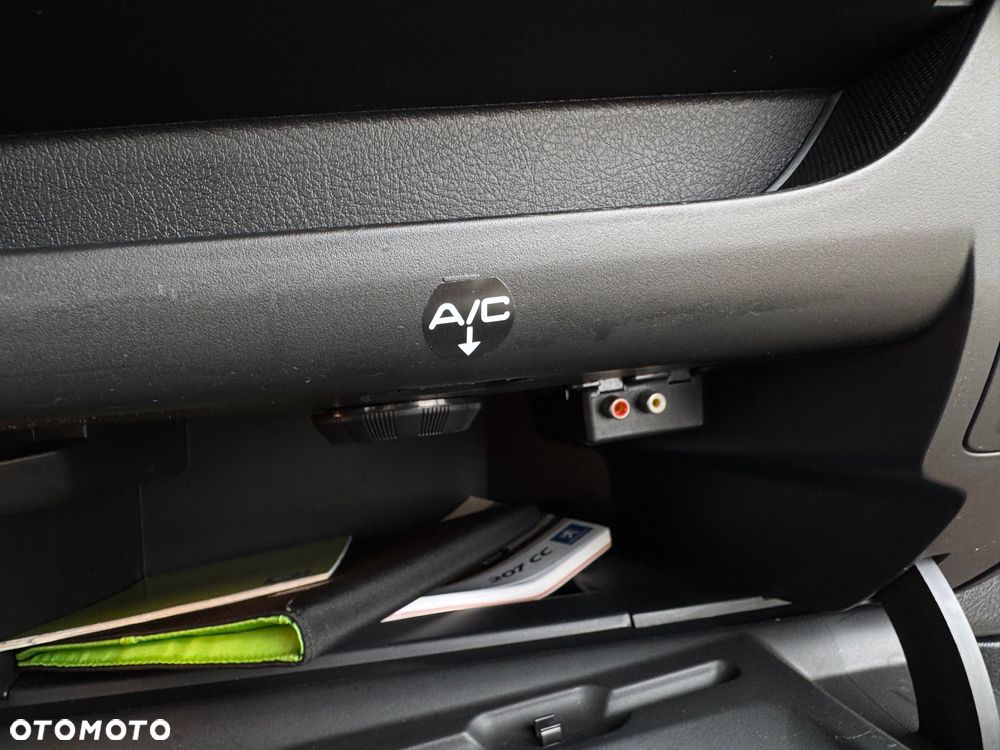 Peugeot 207 CC - 18