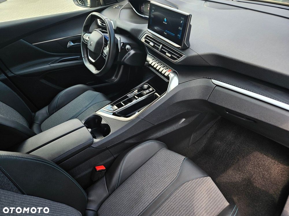 Peugeot 5008 - 15