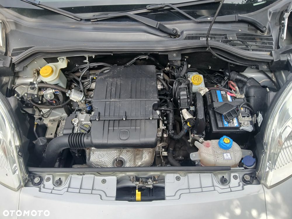Fiat Qubo 1.4 8V Lounge - 15