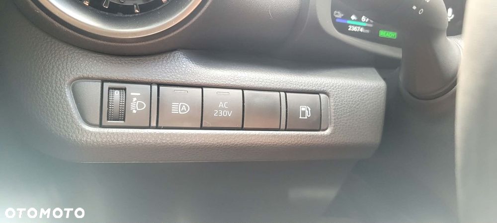 Toyota C-HR 2.0 PHEV Dynamic Force Style - 18