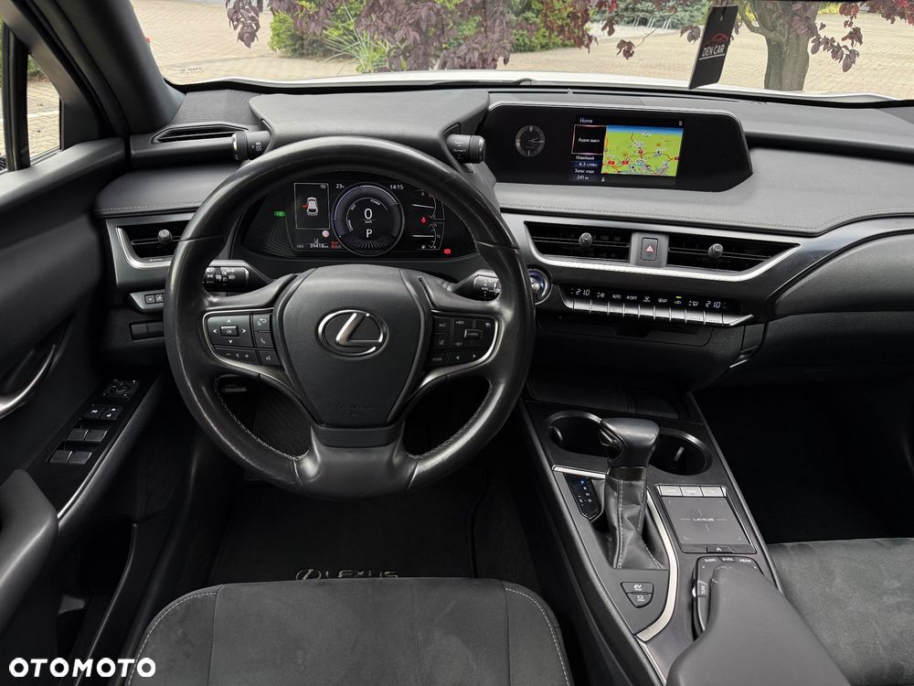Lexus UX 250h F Sport 2WD - 16