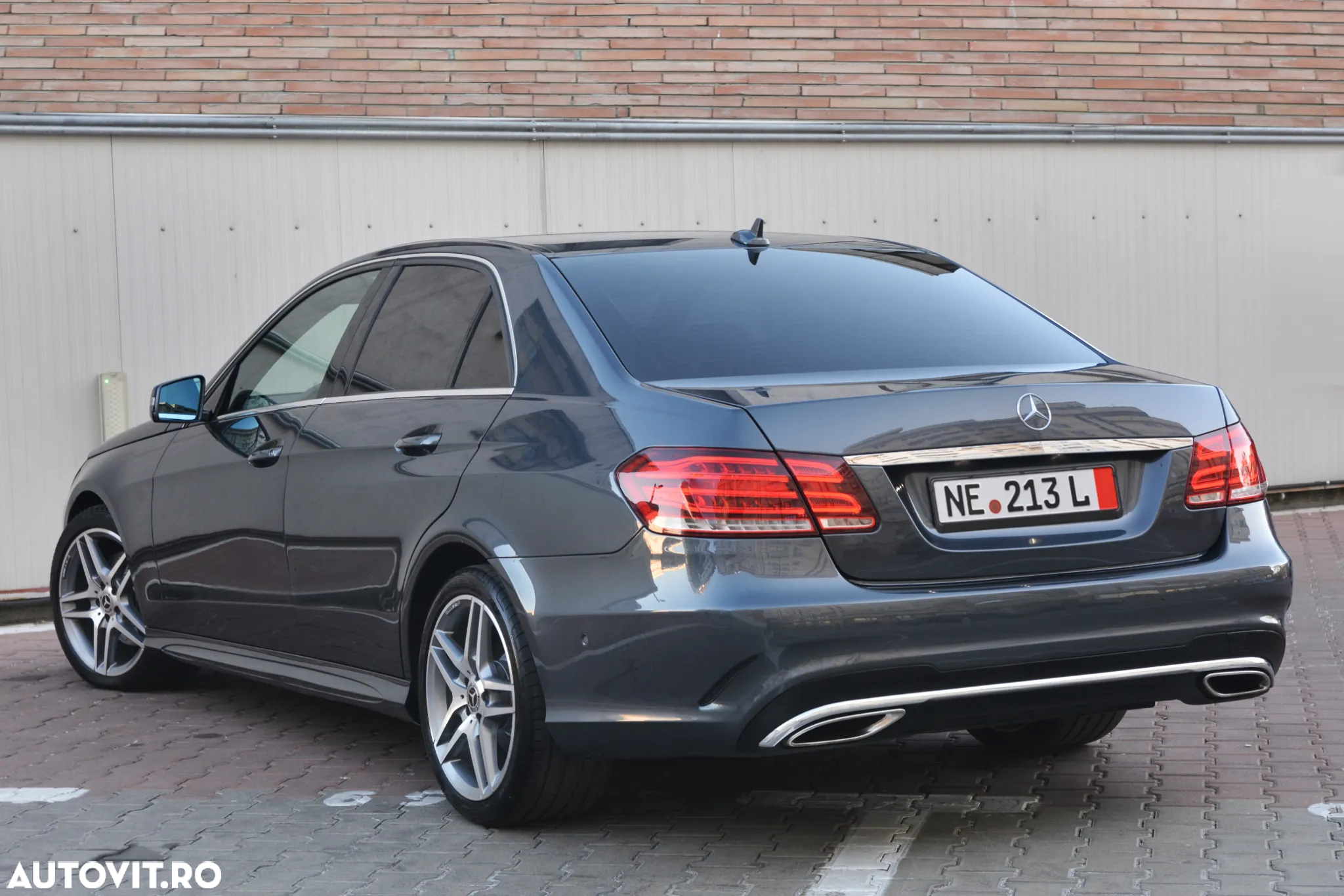 Mercedes-Benz E - 6