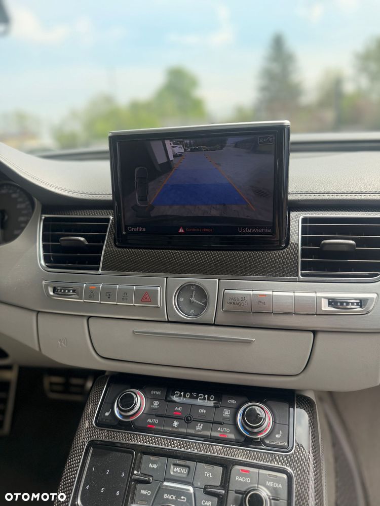 Audi S8 - 26