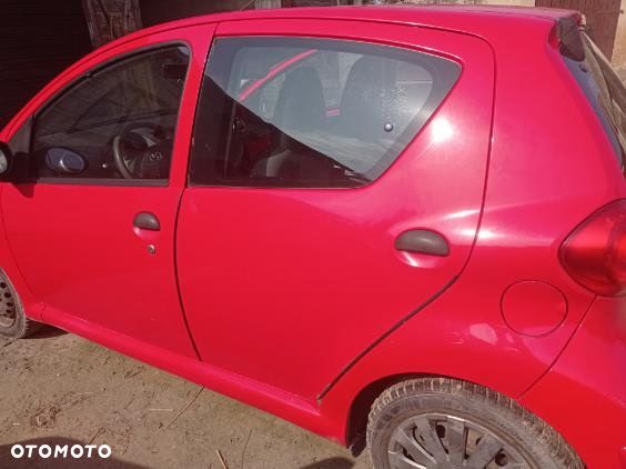Toyota Aygo - 8