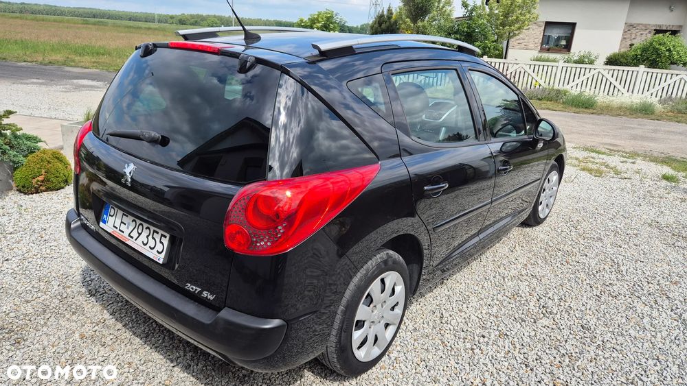 Peugeot 207 - 7