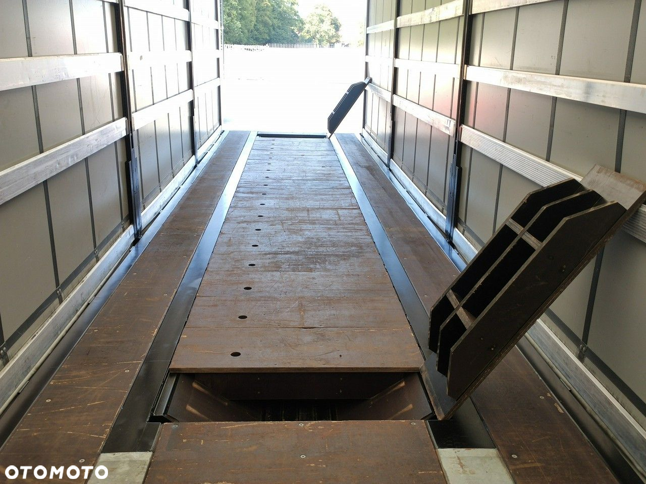 Kögel Coil mulda 3 Osie SAF Dach i Boki Zsuwane - 31