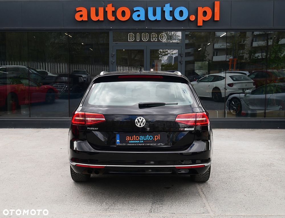Volkswagen Passat - 20
