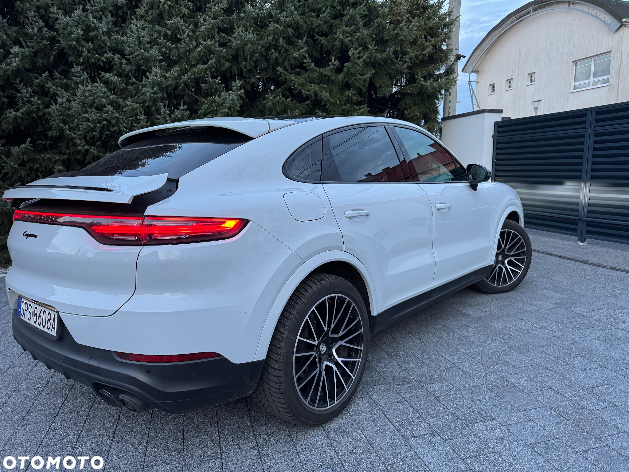 Porsche Cayenne Coupe - 16