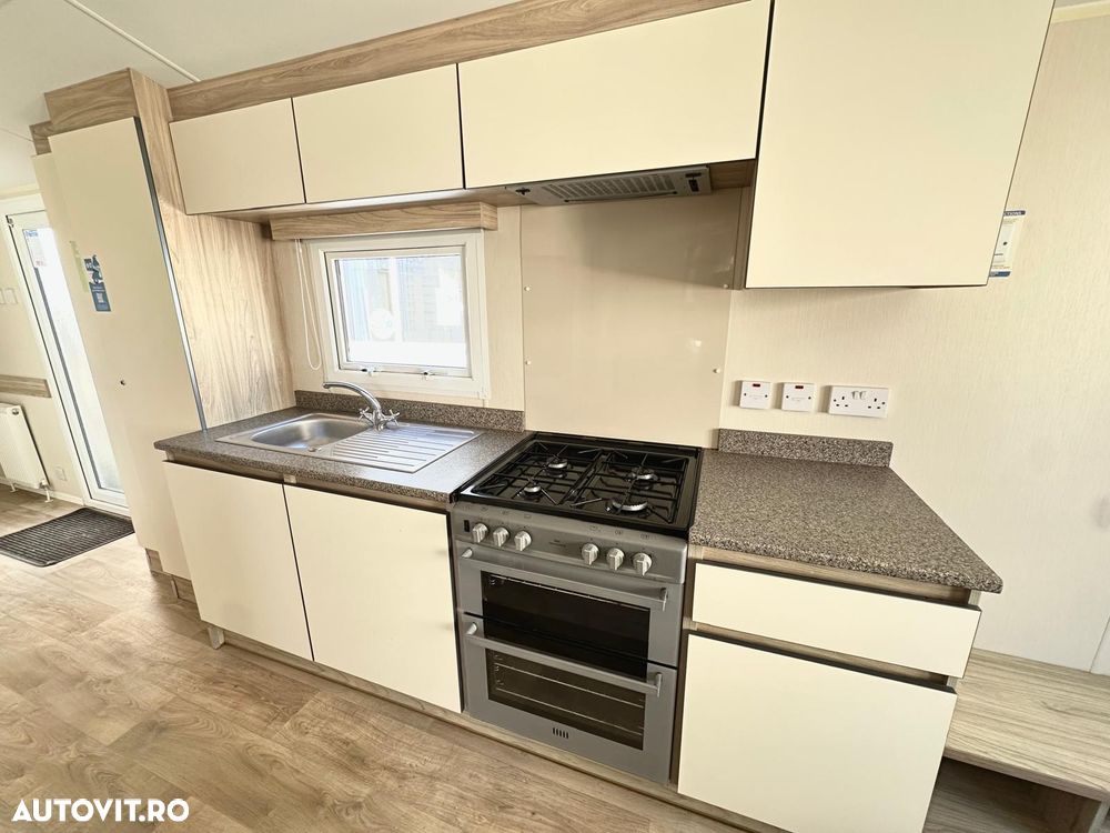 Alta Casă mobilă Willerby Mistral nr. 108 | Tâmplărie PVC și încălzire centrală cu calorifere | 11 x 3 m | 3 dormitoare și 1 baie - 3