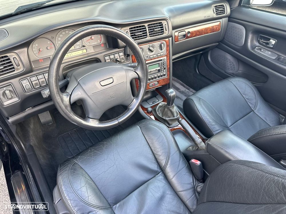 Volvo C70 Coupé 2.0 LT - 3