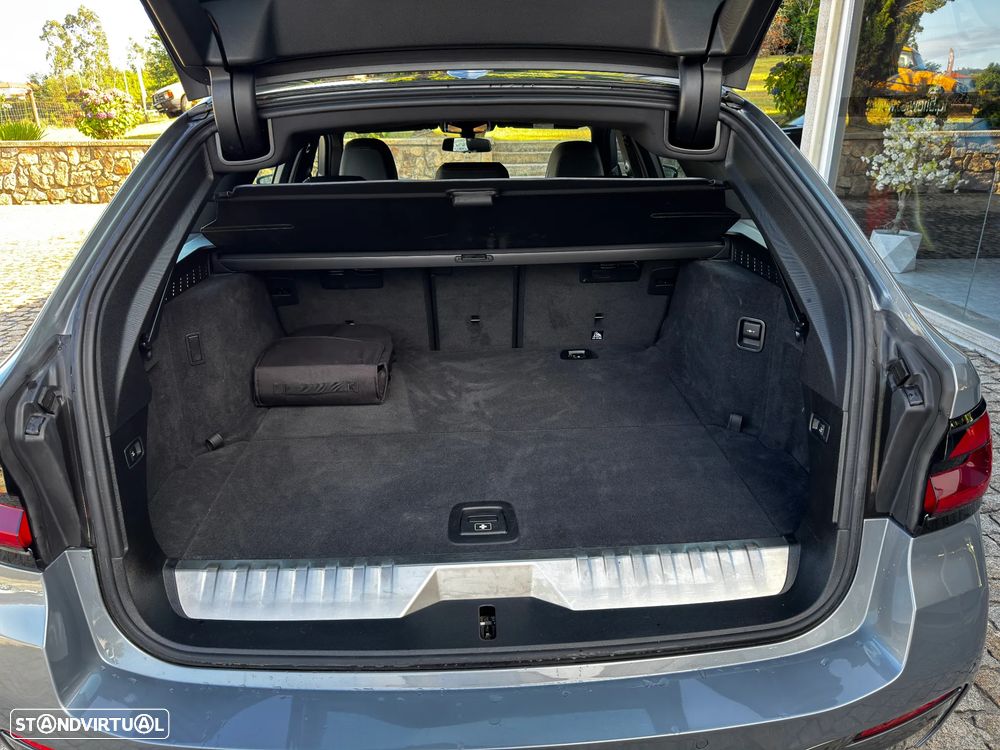 BMW 530 e Pack M - 21
