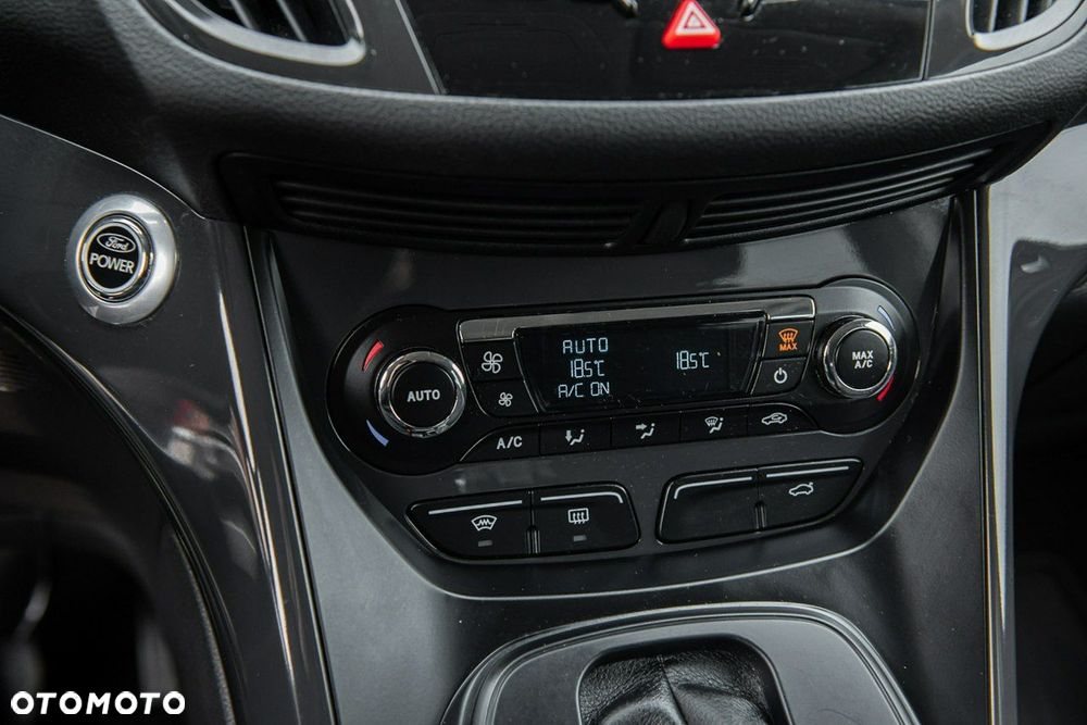 Ford Kuga - 21