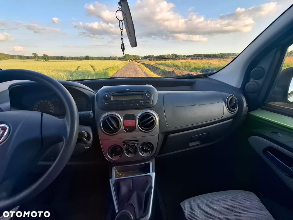 Fiat Fiorino Kombi 8V Elegant - 10