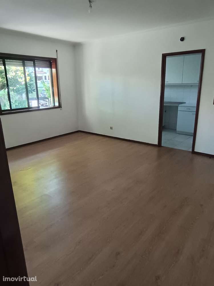 Apartamento com Potencial para conversão em T2, Matosinhos - Grande imagem: 4/22