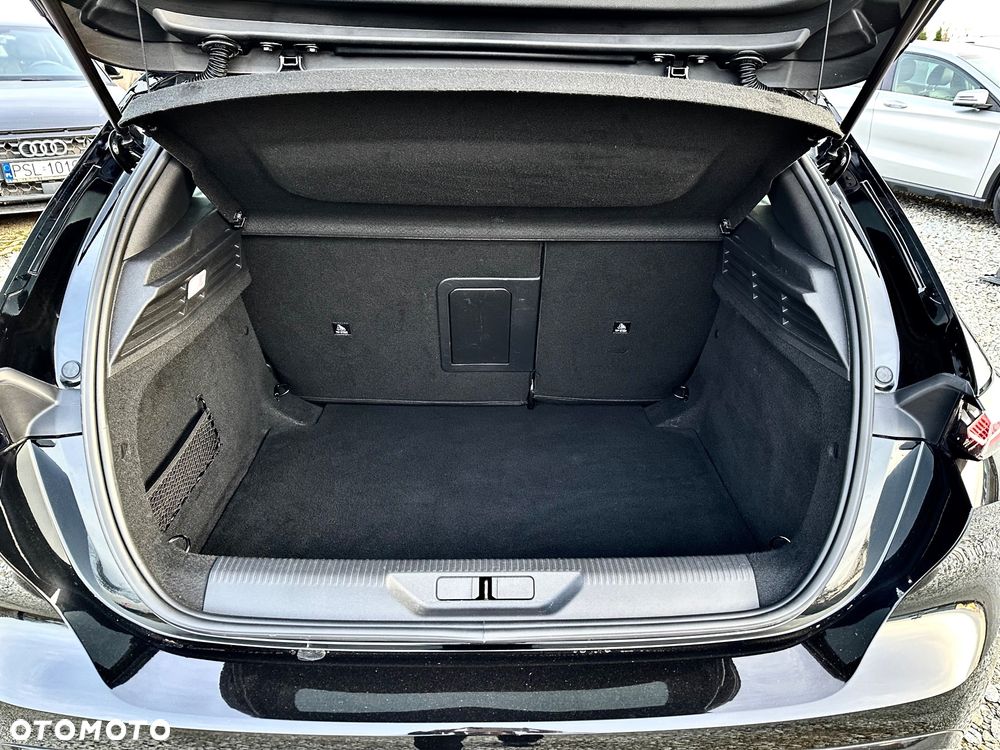 Peugeot 308 BlueHDi FAP 130 EAT8 Stop & Start GT - 20