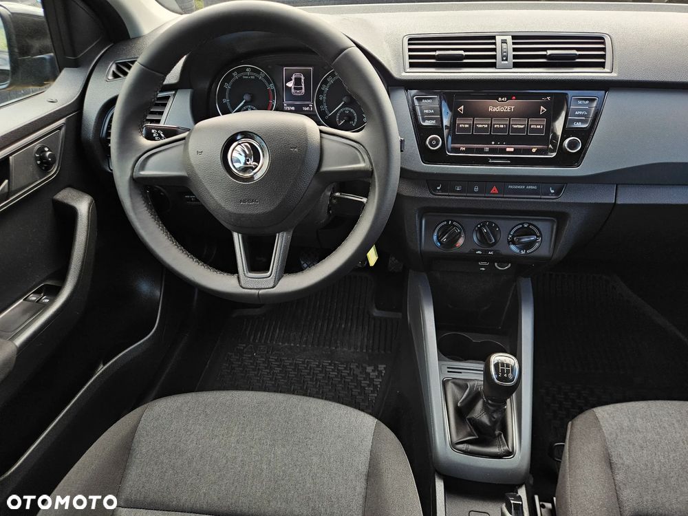 Skoda Fabia 1.0 MPI Active - 17