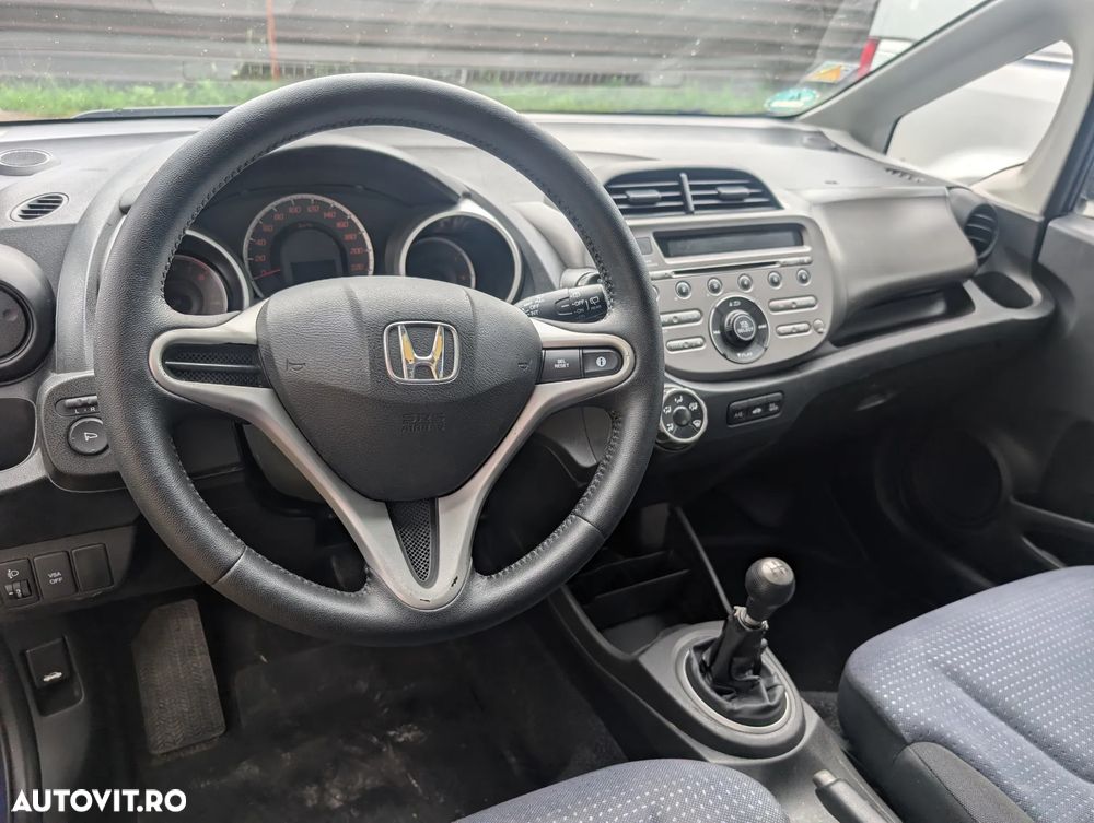 Honda Jazz 1.2 SOHC i-VTEC MT Trend - 8
