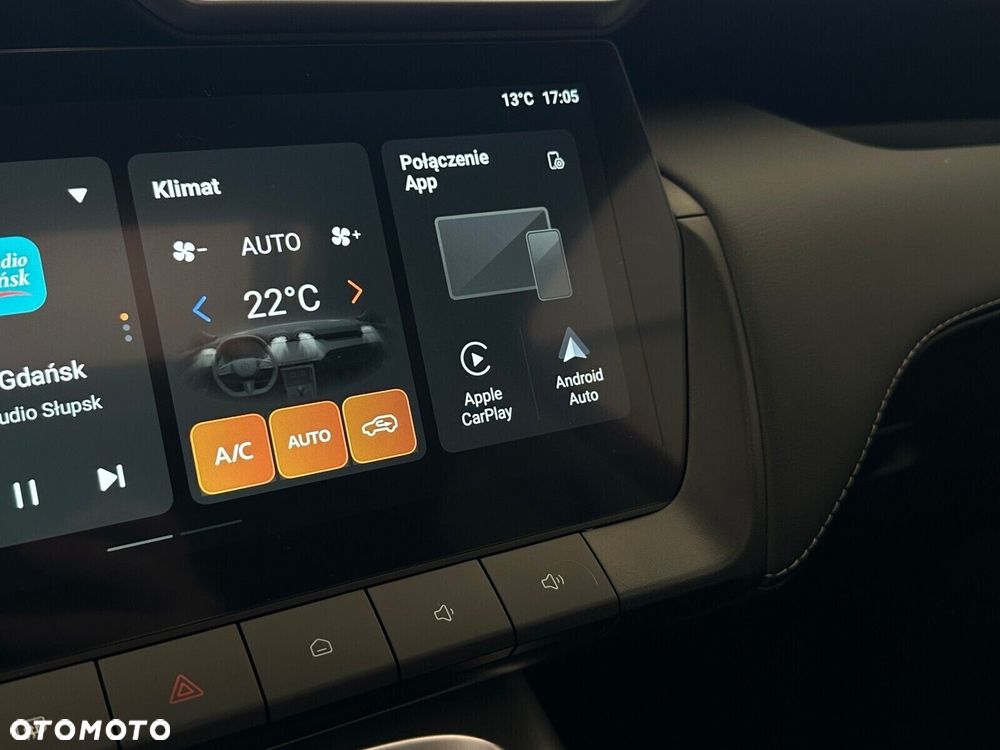 MG ZS Hybrid+ - 38