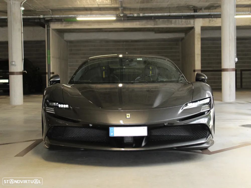 Ferrari SF90 Stradale - 4