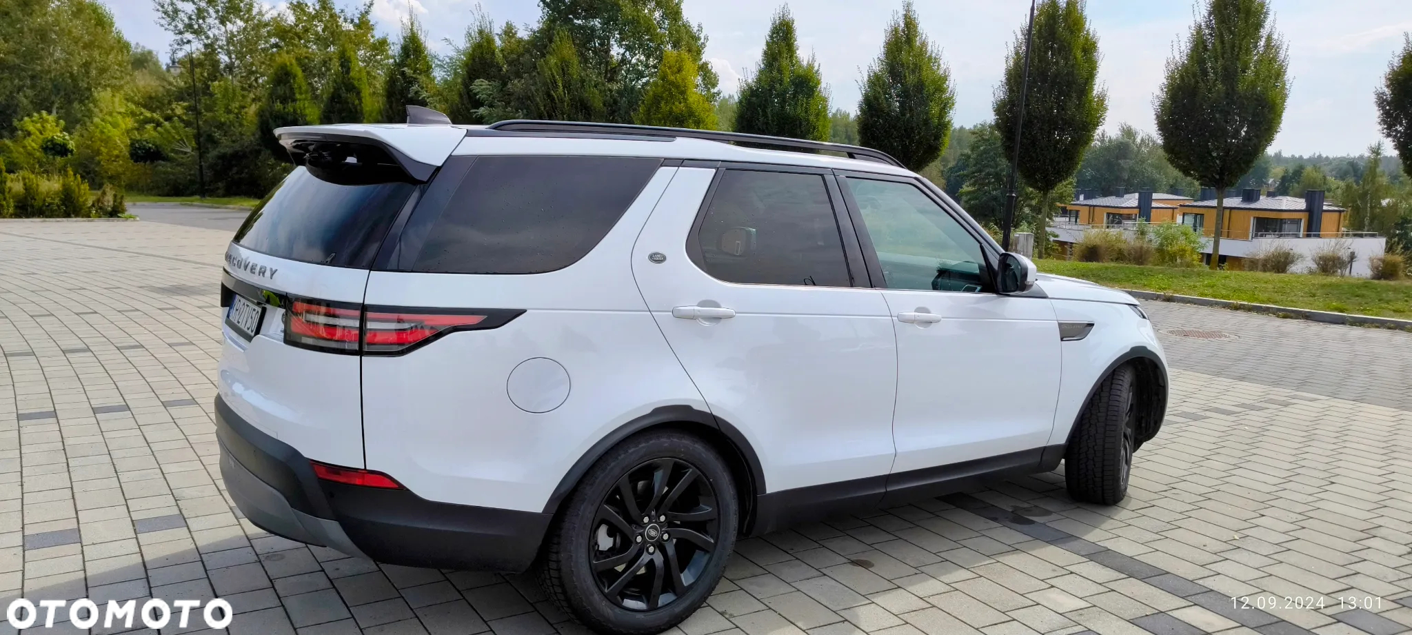 Land Rover Discovery V 3.0 Si6 SE - 6