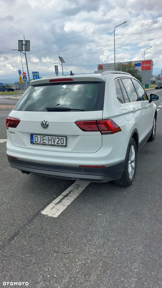 Volkswagen Tiguan - 4
