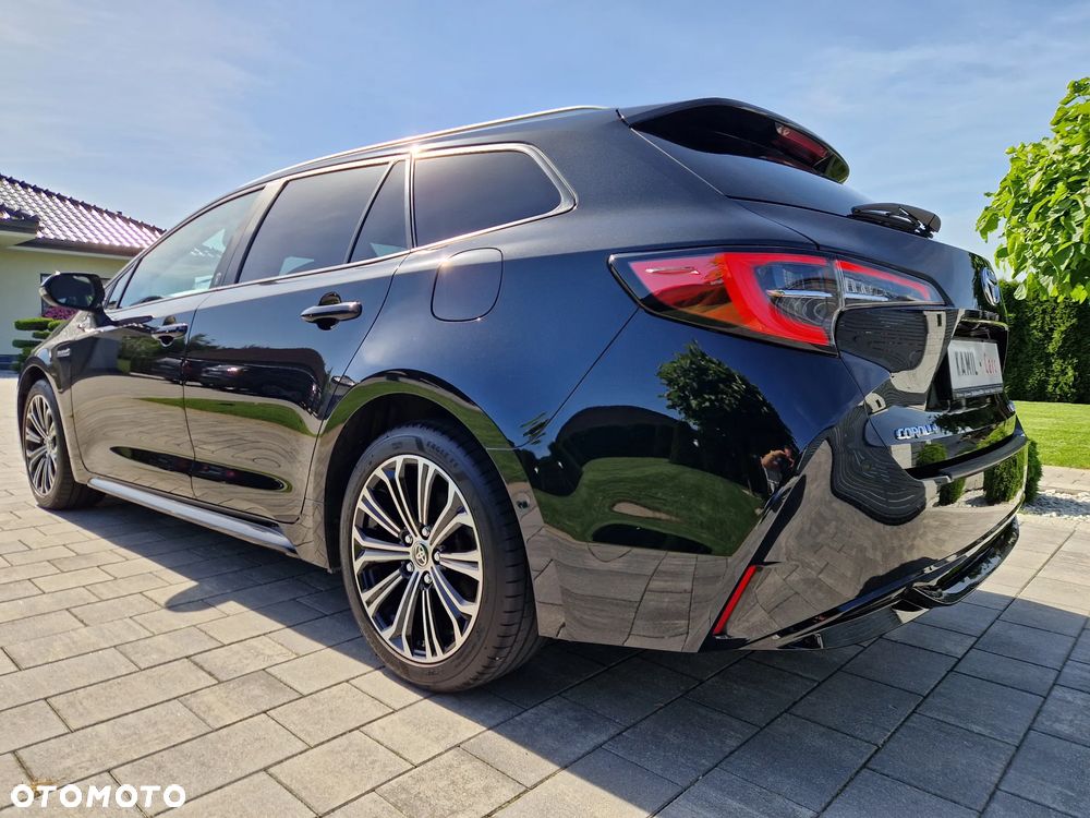 Toyota Corolla 2.0 Hybrid Executive - 6