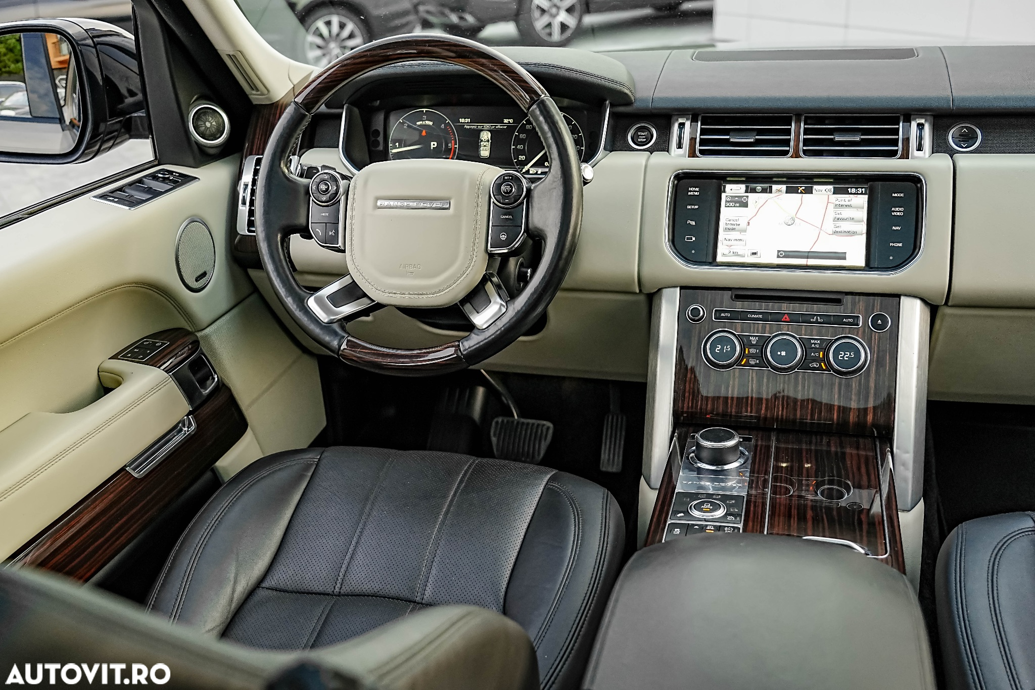 Land Rover Range Rover 3.0 I TDV6 Vogue - 16