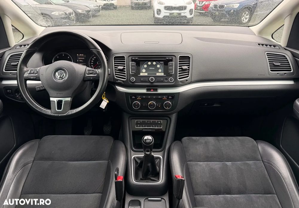 Volkswagen Sharan - 8