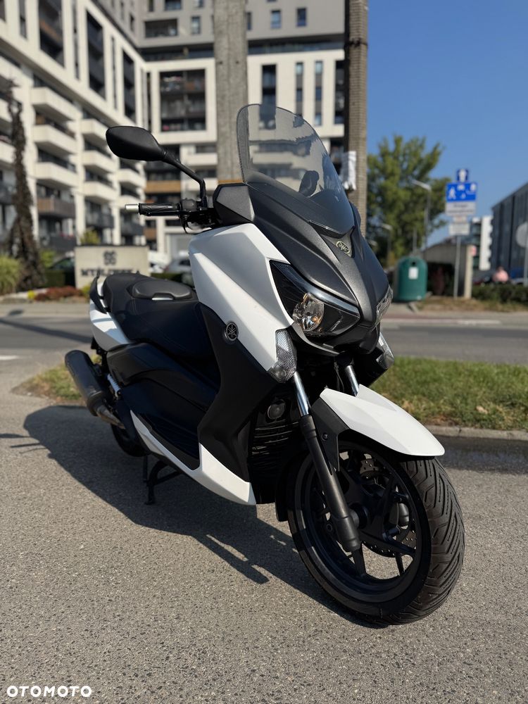 Yamaha X-max - 5