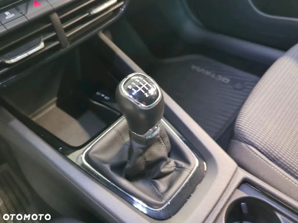 Skoda Octavia 1.5 TSI ACT Ambition - 17