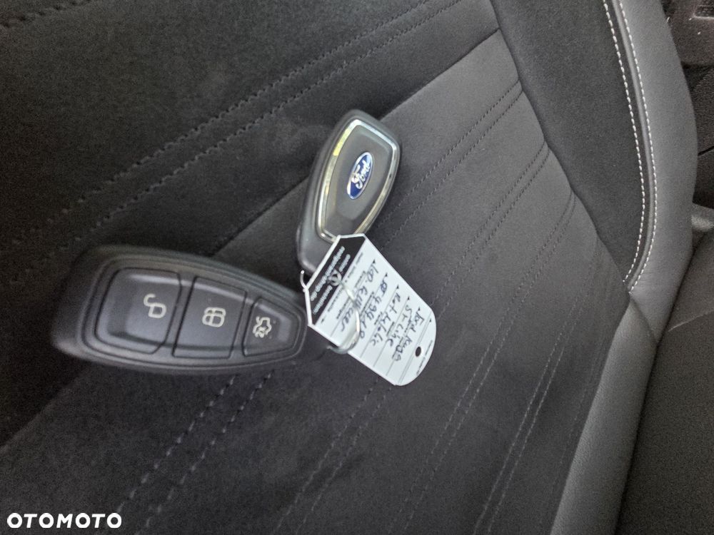 Ford Kuga 2.0 TDCi AWD ST-Line - 11