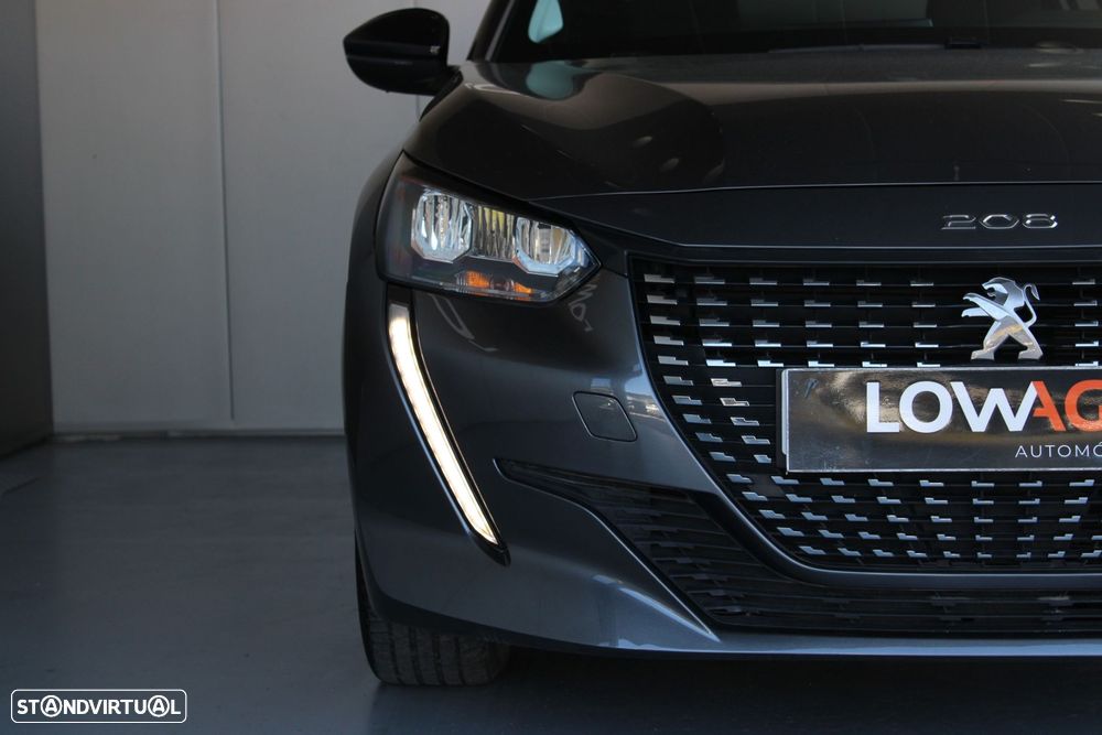 Peugeot 208 1.2 PureTech SE Style - 25