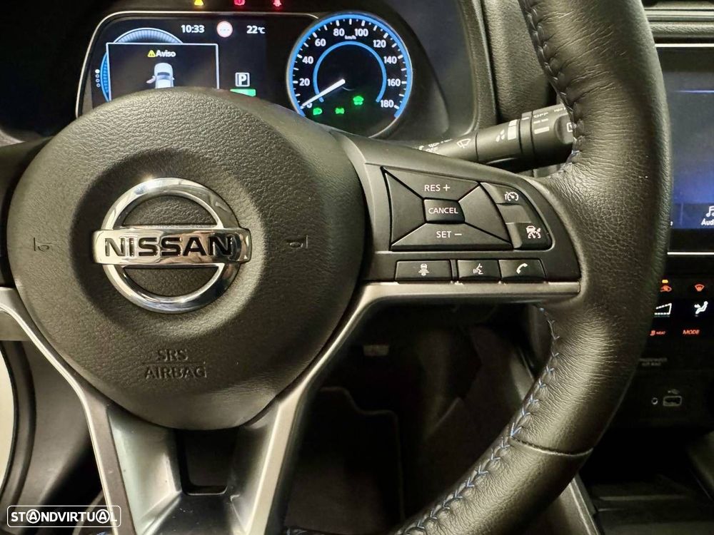 Nissan Leaf N-Connecta - 12
