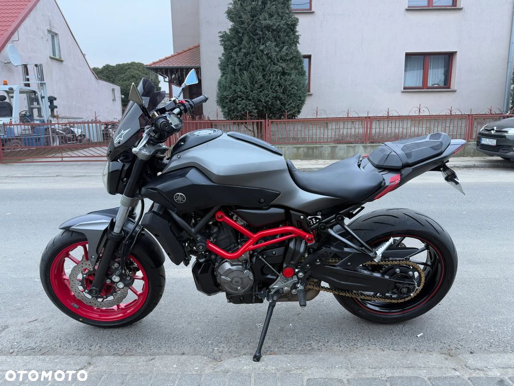 Yamaha MT - 5