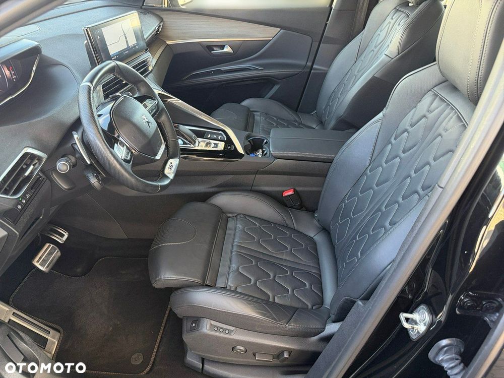 Peugeot 5008 - 13