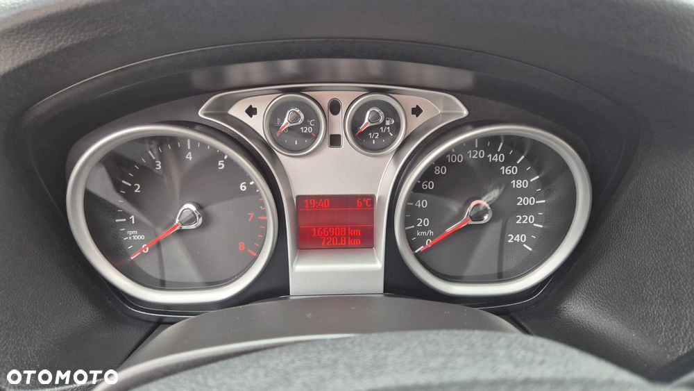 Ford Focus 1.6 16V Black Magic - 11