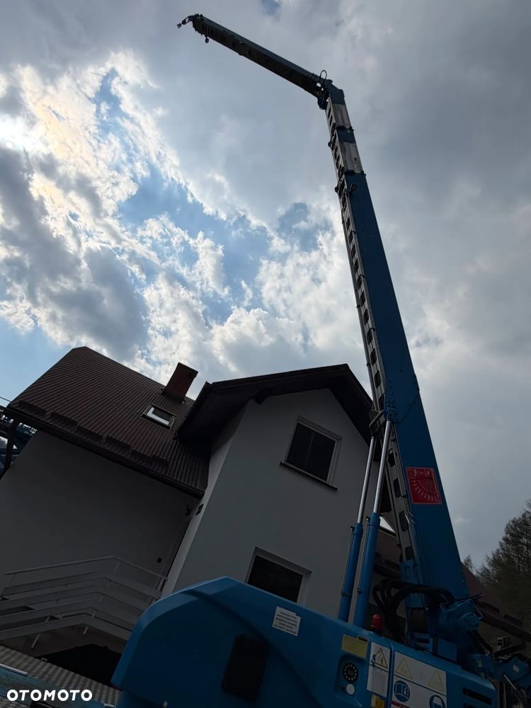 KLAAS 21/31TSP Dźwig Dekarski żuraw zwyżka podnośnik 31m. udźwig 1800kg max. Silnik Yanmar 3cyl. Dźwig Sterowany całkowicie zdalnie z pilota. Do 3,5 tony Transportowanie samochodem osobowym! Podwieszana oś Hydr. Własny Napęd Hydr. na 2 koła w terenie. Maszyna jak Nowa 2,5 tyś mtg. 2013r. Po serwisach Dekra BMWT. Sprowadzona z Norwegii. Nie różni się od nowej z salonu. Pełna Hydraulika w maszynie. Najbogatsza wersja. OKAZJA 230volt. Zero zużycia! - 39