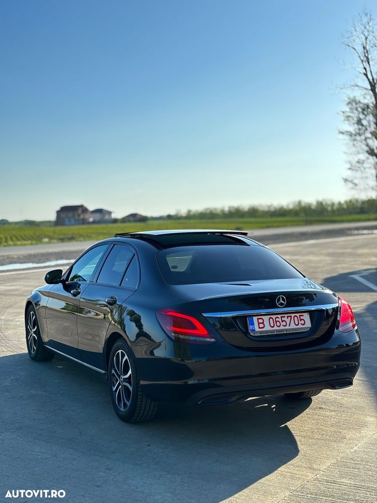 Mercedes-Benz C 200 d T 9G-TRONIC Avantgarde - 4