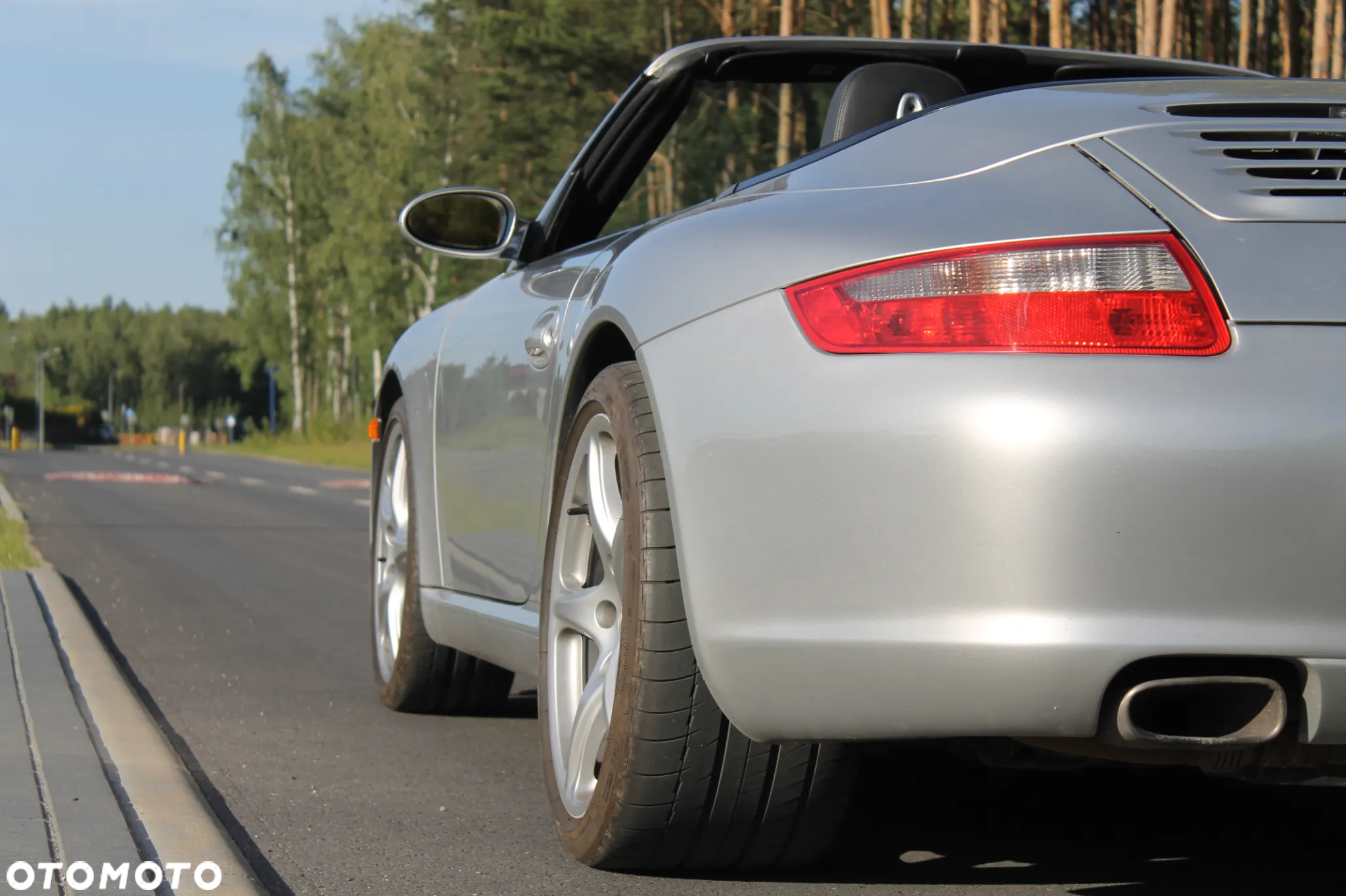 Porsche 911 - 32