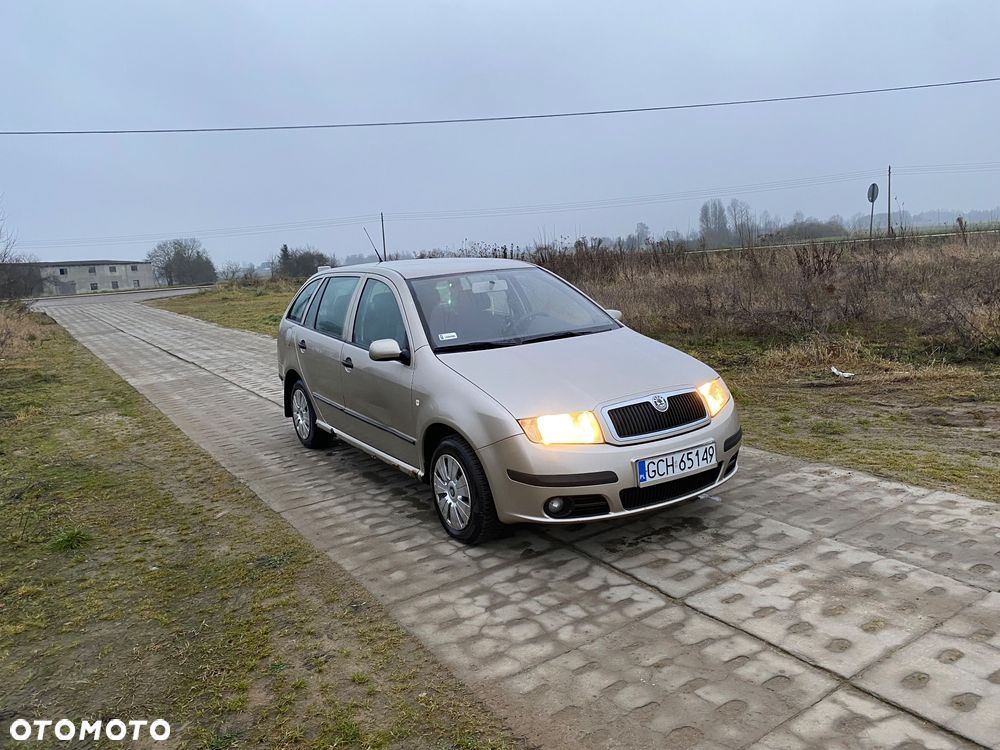 Skoda Fabia 1.2 HTP Classic - 2