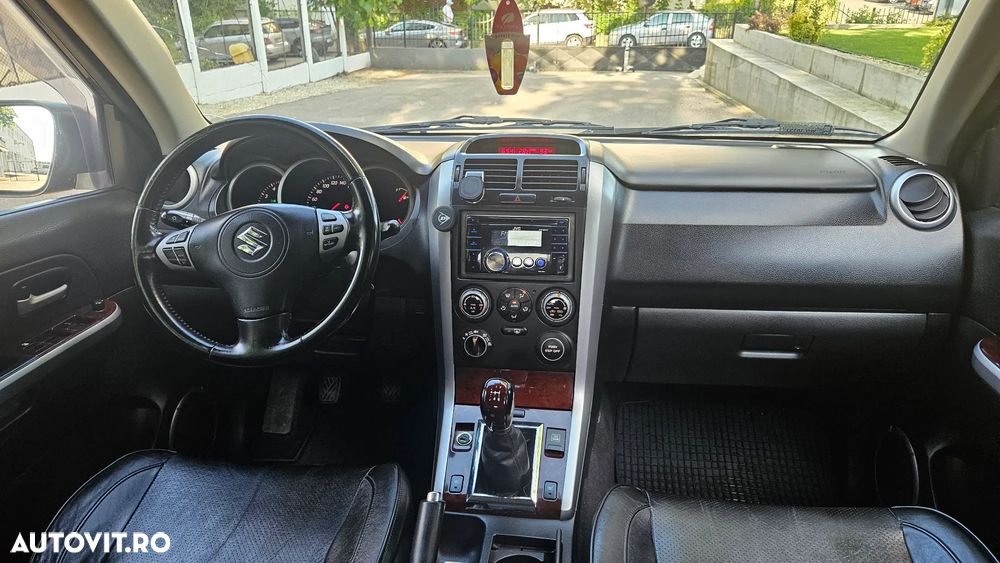 Suzuki Grand Vitara - 5