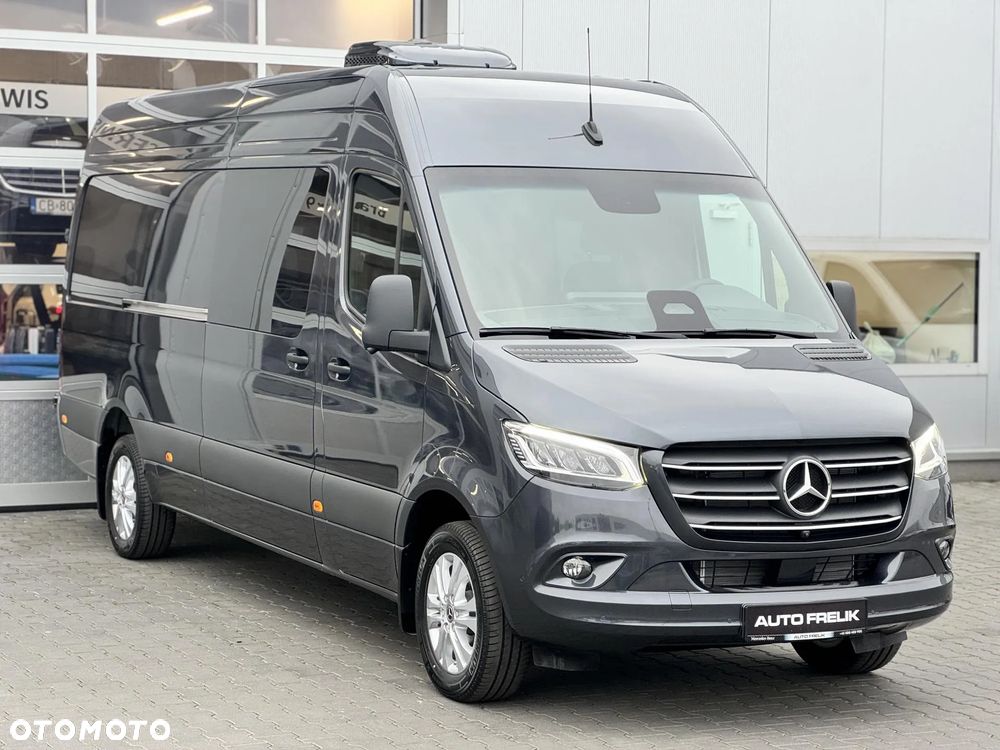 Mercedes-Benz Sprinter - 1