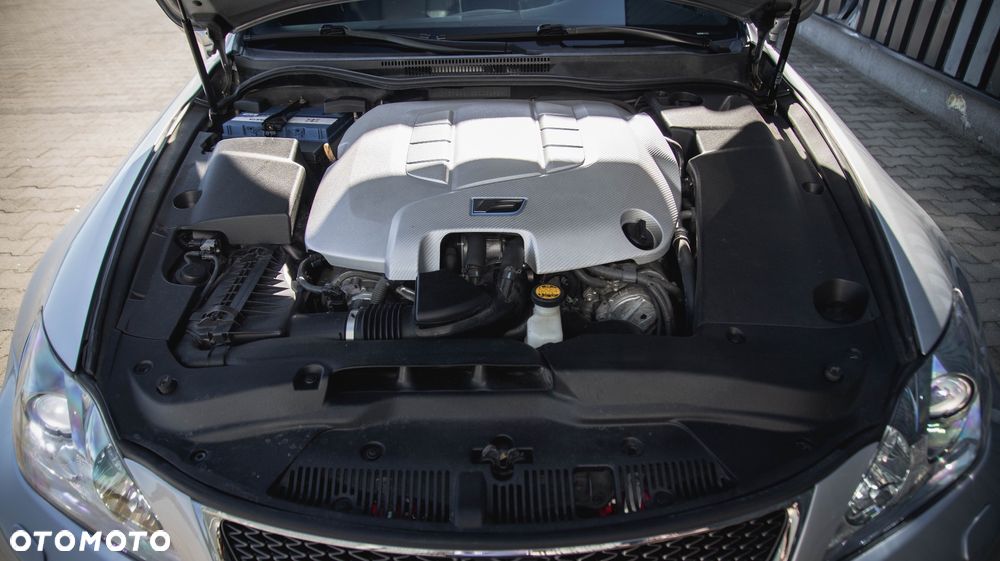 Lexus IS F Sport - 25