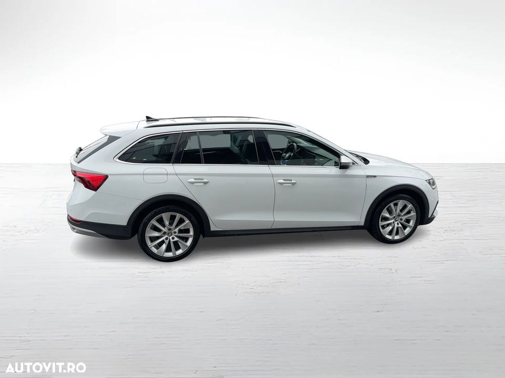 Skoda Octavia 2.0 TDI DSG 4X4 Scout - 6
