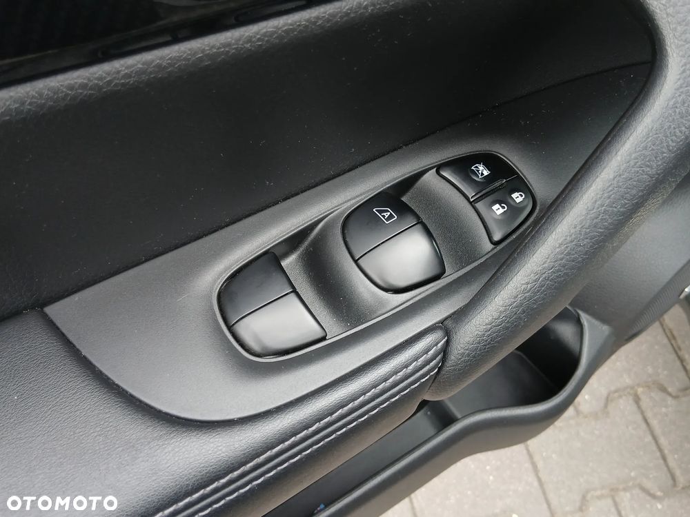 Nissan X-Trail 1.6 DCi Tekna 4WD - 13